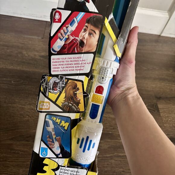 Star Wars Scream Saber Blue Lightsaber Record Your Own Sounds 3 Sound Modes New - Picture 5 of 9